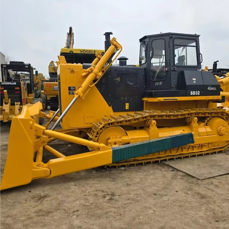 Paletli Buldozer SEM818F 180HP - Heavy Equipment Bulldozer incelemesi ve fiyatı