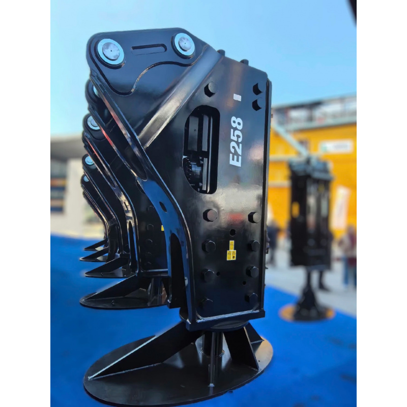 E175 Hidrolik Kırıcı 35-40T At - Heavy Equipment Breaker incelemesi ve fiyatı